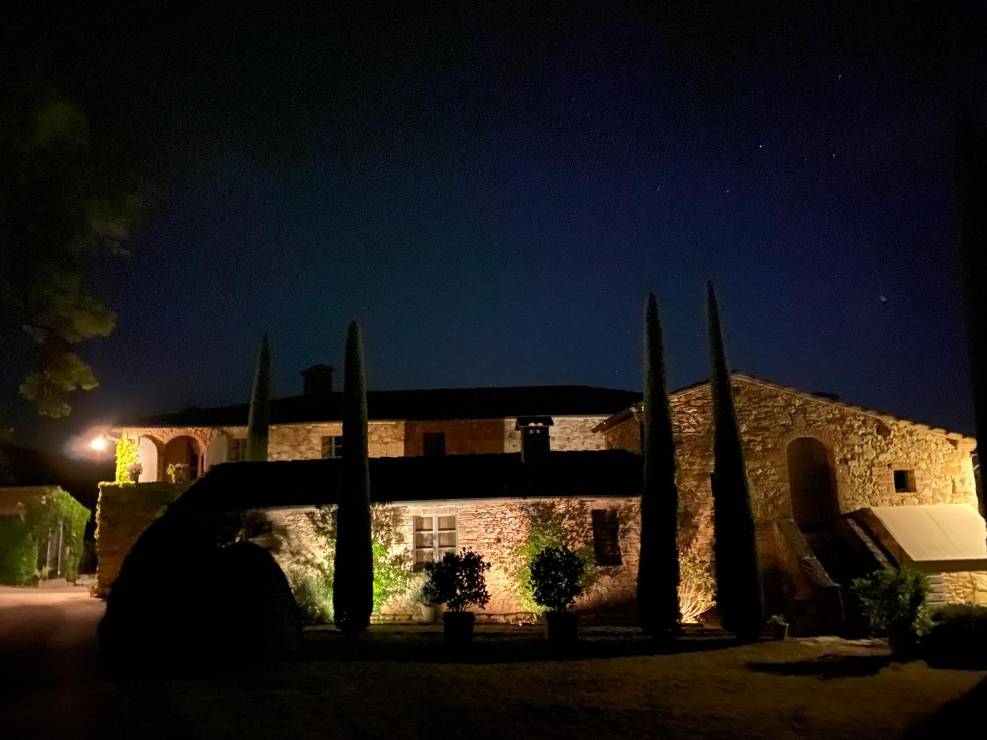 Abbadia Wine Relais Bed & Breakfast Montefollonico Bagian luar foto